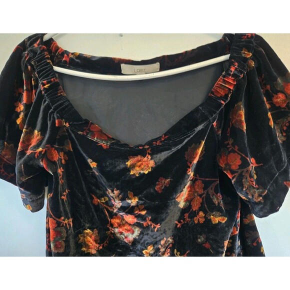 LOFT Blouse Womens M Velvet Dark Floral Whimsigoth Dark Fairy Fall Off Shoulder - Picture 2 of 9